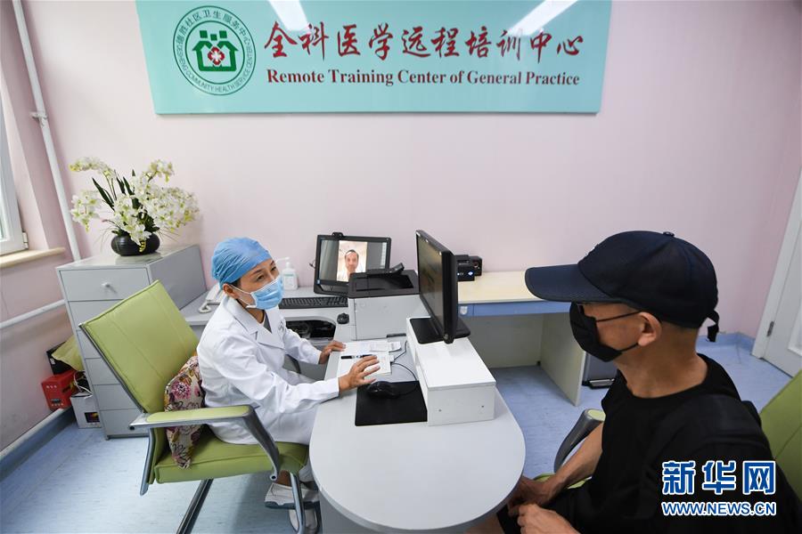 （新華全媒頭條&middot;小康圓夢(mèng)&middot;圖文互動(dòng)）（13）恢宏史詩(shī)耀千秋&mdash;&mdash;寫在中國(guó)共產(chǎn)黨帶領(lǐng)中國(guó)人民全面建成小康社會(huì)之際