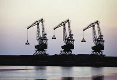 &ldquo;三桶油&rdquo;布局加拿大，美國受益？