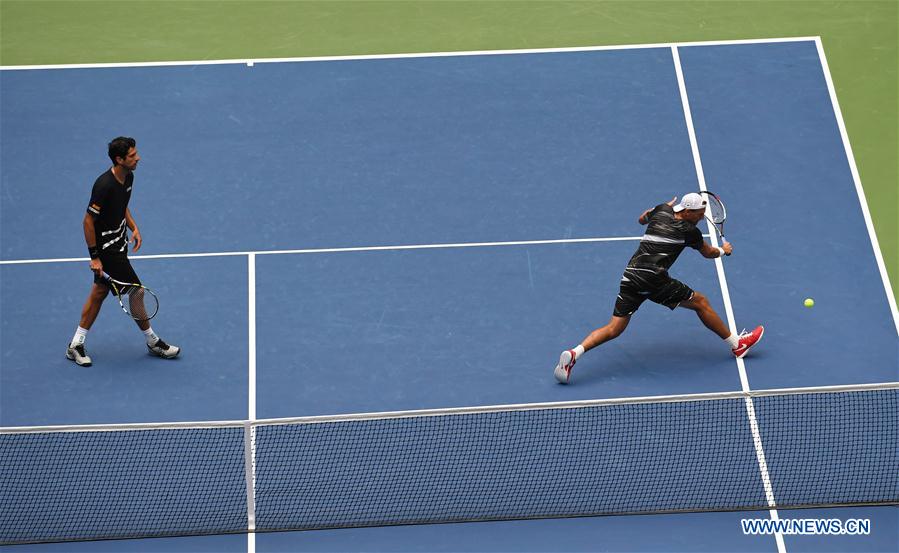 (SP)US-NEW YORK-TENNIS-US OPEN-MEN'S DOUBLES-FINAL