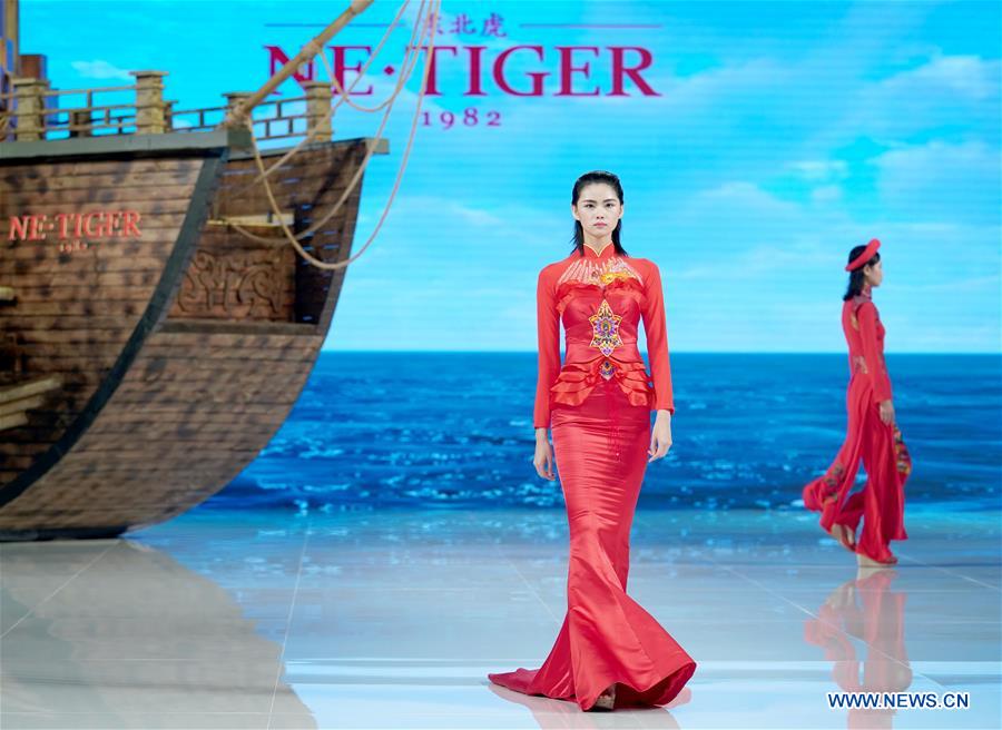 CHINA-BEIJING-FASHION WEEK (CN)