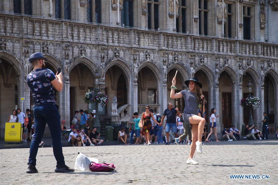 BELGIUM-BRUSSELS-HEAT-ALERT