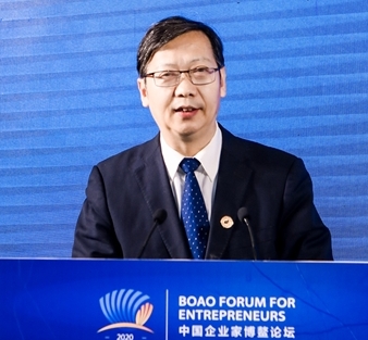 楊慶兵：食品行業(yè)在保障民生、維護社會穩(wěn)定方面發(fā)揮巨大作用