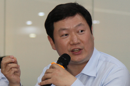 嘉實基金首席策略師、券商業(yè)務(wù)部總經(jīng)理簡斌