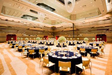 商務(wù)宴請“最低消費(fèi)”助推“剩宴”