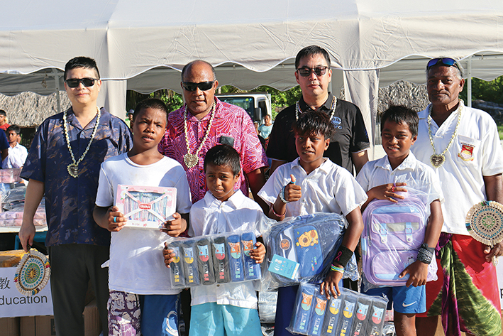 太平洋小島嶼上，有一所“中國中鐵”小學