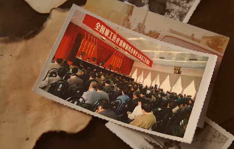 致敬偉大改革｜對話40年，講述身邊的健康故事（第二集）&mdash;&mdash;照亮醫(yī)改的星星之火