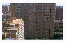 京朗琴園小區(qū)遭貼大字報 業(yè)委會主任告業(yè)主