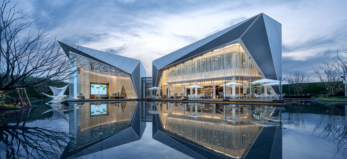 2019年是中國奧園發(fā)展史上一個重要里程碑，奮進新時代，筑夢新奧園。積極履行企業(yè)應承擔的社會責任，為客戶乃至社會&ldquo;構筑健康生活&rdquo;。