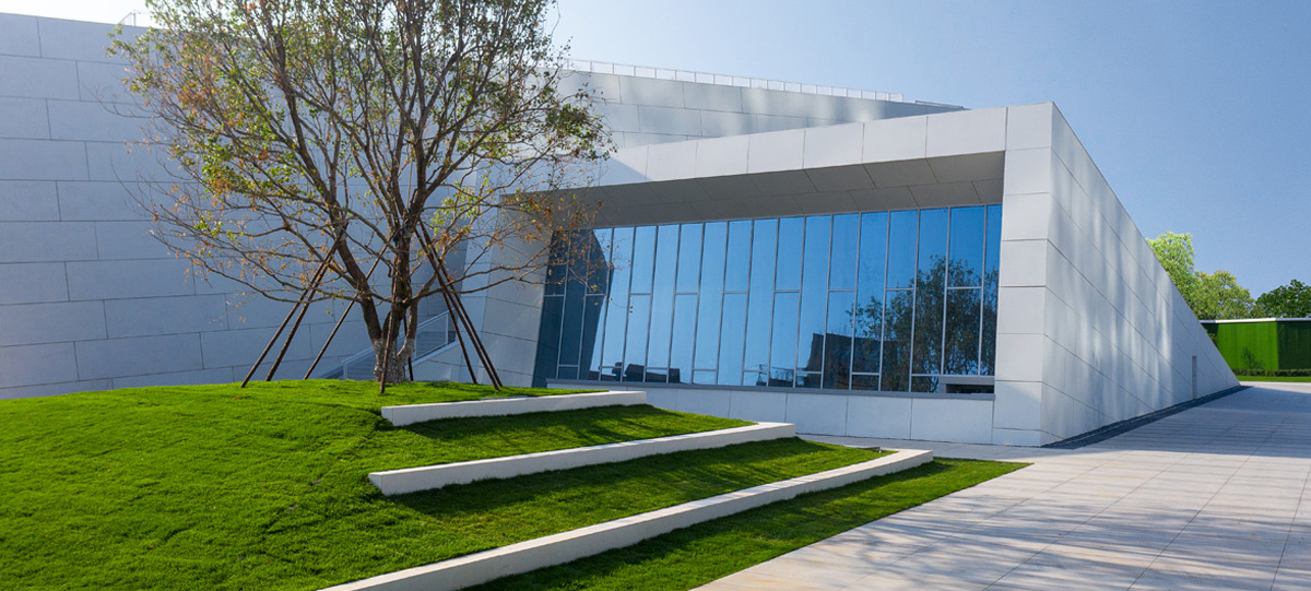 CBD將老的建筑利用，新的建筑營造并存，增加城市活力