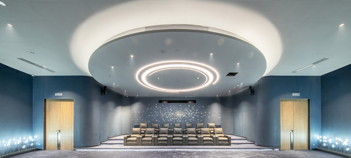 中央商務(wù)區(qū)的最中心位置，是融合城市文脈主題的文旅CBD