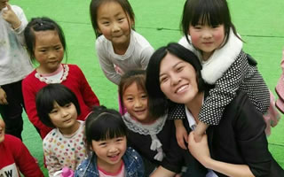 &ldquo;我可以叫你媽媽嗎？&rdquo;&mdash;&mdash;一位基層女代表和她的希望小學(xué)