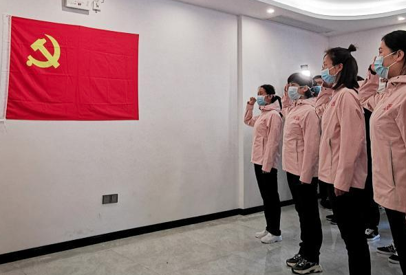 以優(yōu)良作風(fēng)書寫非凡答卷&mdash;&mdash;2020年以習(xí)近平同志為核心的黨中央推進作風(fēng)建設(shè)紀(jì)實