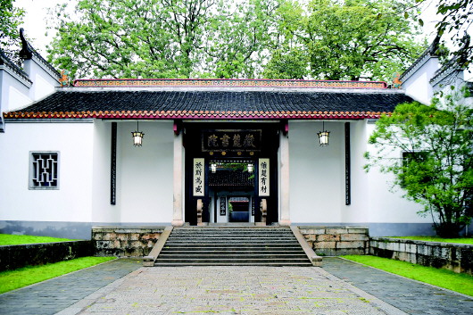 千年岳麓，弦歌不絕