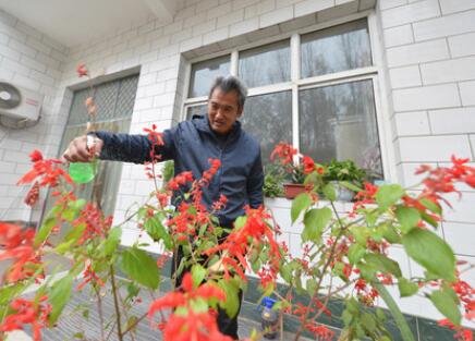 貧困縣全部摘帽是否意味脫貧攻堅目標任務完成？