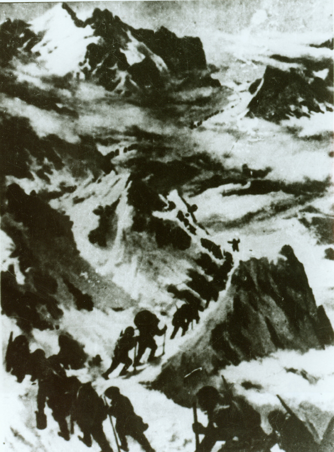 &uarr;資料圖片：紅軍過打鼓山。（圖片由陸軍第16集團(tuán)軍某紅軍團(tuán)提供）