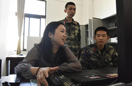 軍嫂鄭如:雖苦不怕，是我對愛的承諾