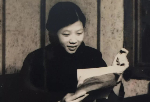 普通話推廣的重要時期，讀音以電臺為準(zhǔn)，播音員崗位責(zé)任重大，必須以身作則，多問出處。