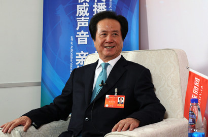 全國(guó)政協(xié)委員陳經(jīng)緯做客新華網(wǎng)、中國(guó)政府網(wǎng)兩會(huì)訪談