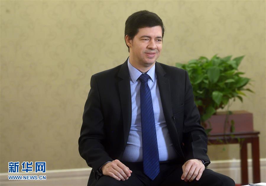 （圖文互動(dòng)）（4）中國(guó)發(fā)展進(jìn)入新時(shí)代&mdash;&mdash;9名外籍語(yǔ)言專(zhuān)家眼中的十九大報(bào)告