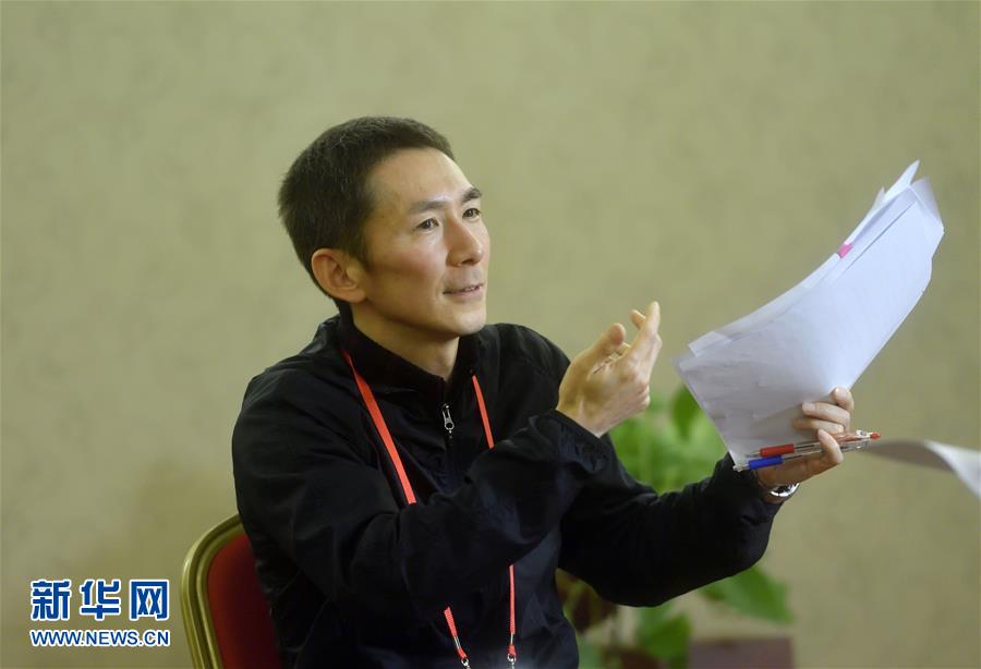 （圖文互動）（8）中國發(fā)展進(jìn)入新時代&mdash;&mdash;9名外籍語言專家眼中的十九大報告