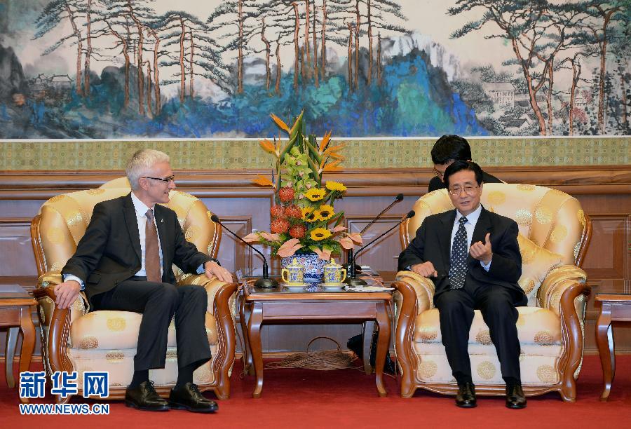 （XHDW）趙洪祝會(huì)見(jiàn)國(guó)際刑警組織秘書長(zhǎng)斯托克