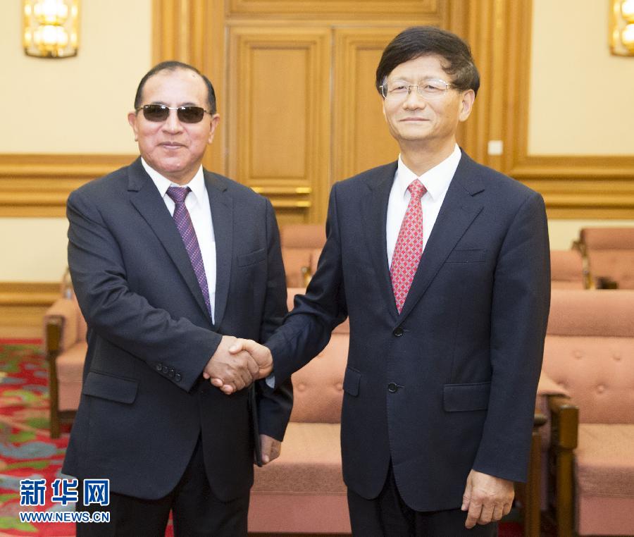 9月5日，中共中央政治局委員、中央政法委書記孟建柱在北京會見秘魯最高法院院長維克托&middot;盧卡斯&middot;蒂科納。 新華社記者 黃敬文 攝 