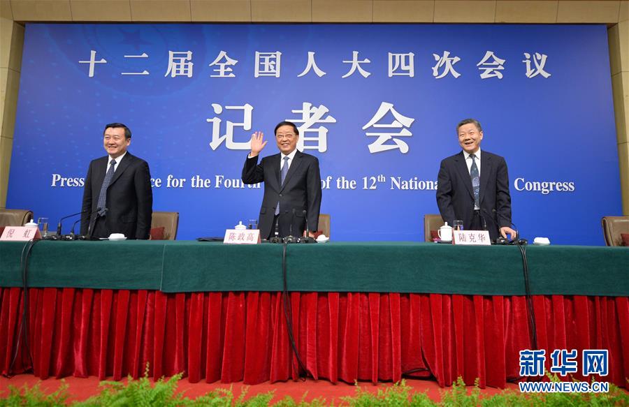 （兩會(huì)）（1）住建部長陳政高等就&ldquo;棚戶區(qū)改造和房地產(chǎn)工作&rdquo;答記者問