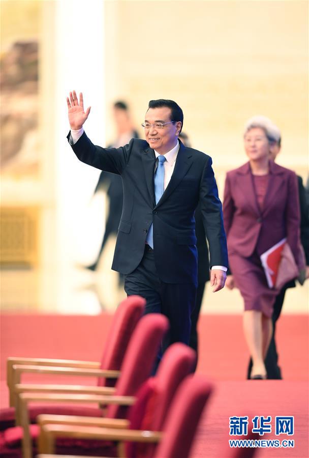 （兩會&middot;總理記者見面&middot;XHDW）（3）李克強(qiáng)總理與中外記者見面 