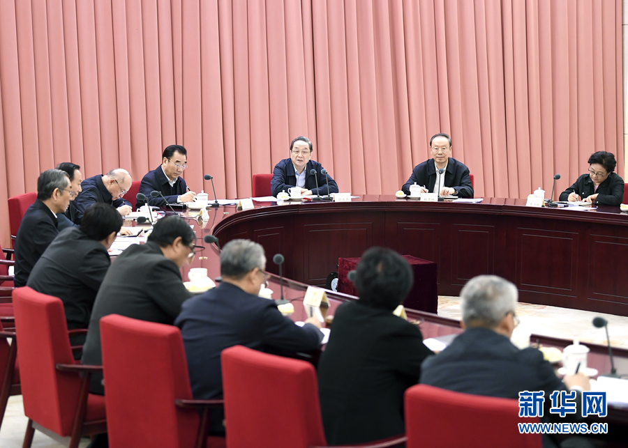 1月17日，中共政協(xié)第十二屆全國委員會黨組在北京召開會議，傳達(dá)學(xué)習(xí)貫徹習(xí)近平總書記在十九屆中央紀(jì)委二次全會上的重要講話和全會精神。全國政協(xié)主席、黨組書記俞正聲主持會議并講話。新華社記者 燕雁 攝