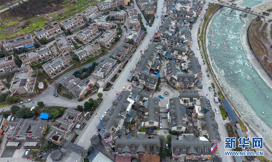 （新媒體專(zhuān)線(xiàn)）（3）我們對(duì)美好生活更加充滿(mǎn)信心&mdash;&mdash;習(xí)近平總書(shū)記春節(jié)前夕赴四川看望慰問(wèn)回訪記 