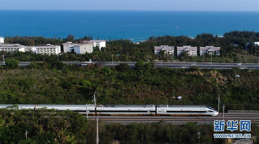 (新華全媒頭條·潮起海之南·圖文互動(dòng))(9)春潮拍岸千帆進(jìn)——海南特區(qū)改革開(kāi)放30年紀(jì)實(shí)