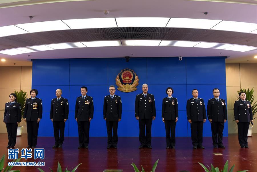 （在習(xí)近平新時代中國特色社會主義思想指引下&mdash;&mdash;新時代新氣象新作為&middot;新華全媒頭條&middot;圖文互動）（7）最濃是這中國紅&mdash;&mdash;北京市西城區(qū)弘揚紅墻意識深化改革發(fā)展紀(jì)實