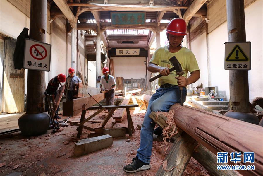 （新華全媒頭條&middot;搶救古民居&middot;圖文互動）（7）當(dāng)古民居遇上城鎮(zhèn)化，如何留住鄉(xiāng)愁？