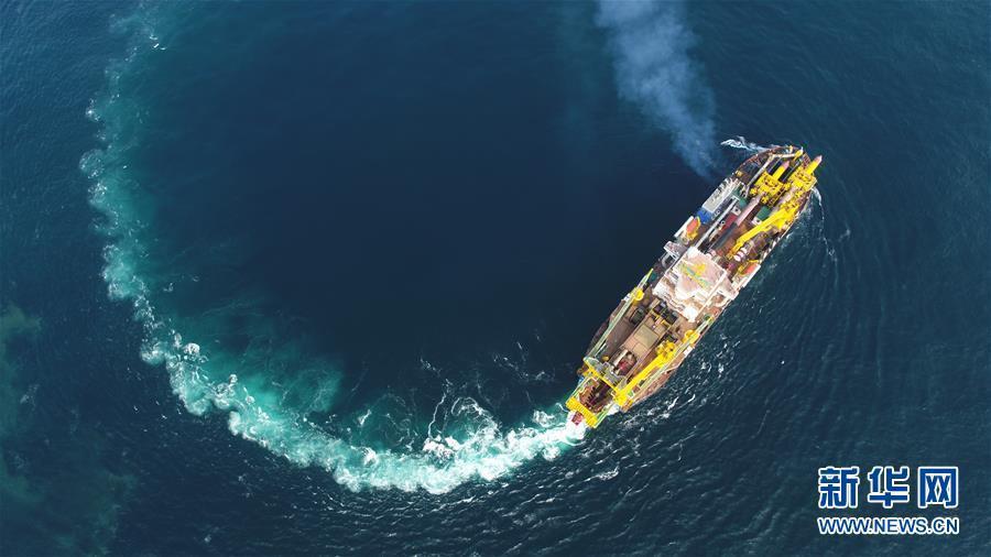 (圖文互動)(1)我國自主研發(fā)的疏浚重器“天鯤號”首次試航成功