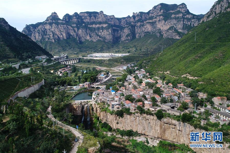 （壯闊東方潮 奮進(jìn)新時代&mdash;&mdash;慶祝改革開放40年）（3）美麗中華大地書寫綠色傳奇