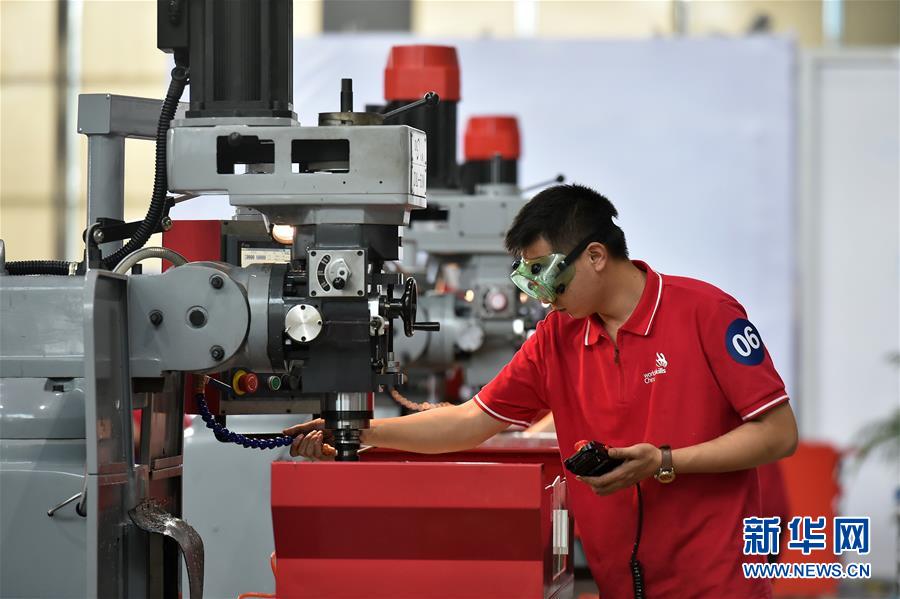 （新華全媒頭條&middot;圖文互動(dòng)）（4）上下合力，聚力破障，開(kāi)辟&ldquo;大國(guó)工匠&rdquo;建設(shè)新格局