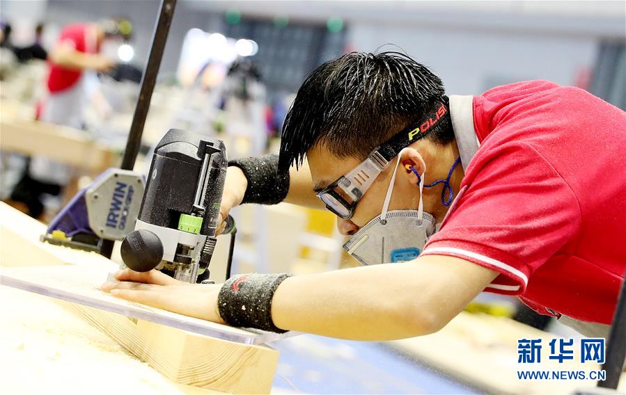 （新華全媒頭條&middot;圖文互動(dòng)）（5）上下合力，聚力破障，開(kāi)辟&ldquo;大國(guó)工匠&rdquo;建設(shè)新格局