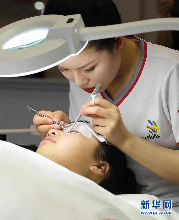 （新華全媒頭條&middot;圖文互動(dòng)）（6）上下合力，聚力破障，開(kāi)辟&ldquo;大國(guó)工匠&rdquo;建設(shè)新格局