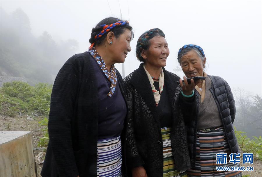 （圖文互動）（7）特寫：&ldquo;八一&rdquo;禮物，飛向云端哨所