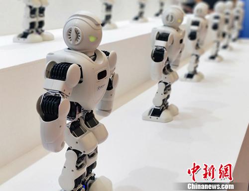 圖為機(jī)器人大會現(xiàn)場。姚露 攝 