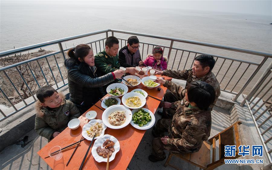 （新華全媒頭條&middot;圖文互動(dòng)）（6）守島，就是守國&mdash;&mdash;記新時(shí)代的奮斗者王繼才