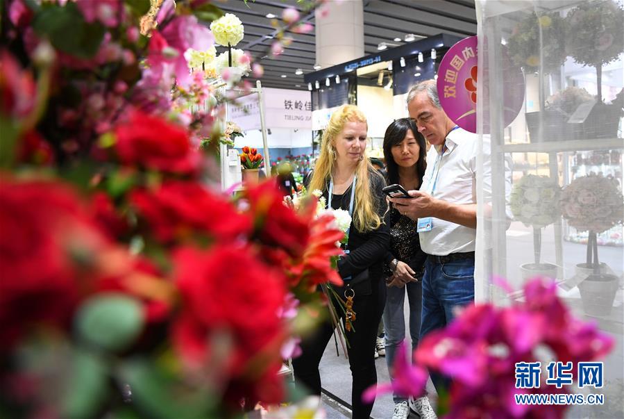 （新華全媒頭條&middot;圖文互動）（4）從廣交會到進(jìn)博會&mdash;&mdash;中國對外開放再譜新樂章