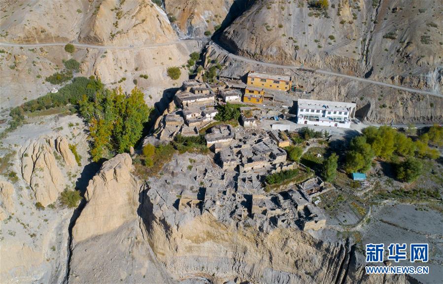 （新華全媒頭條&middot;圖文互動(dòng)）（1）西藏阿里楚松村&ldquo;四代房&rdquo;：中國邊陲巨變的縮微影像