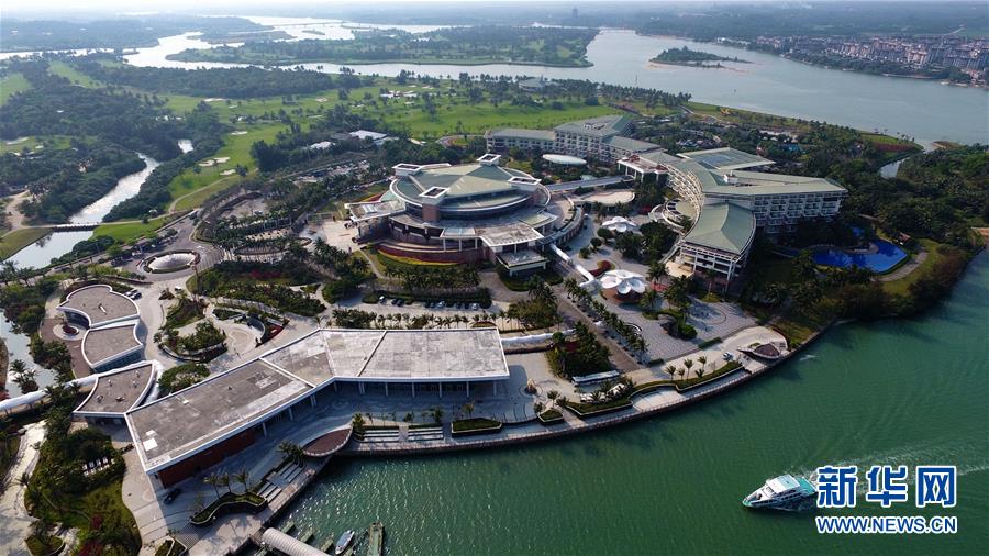 （新華全媒頭條&middot;圖文互動）（1）揮寫中國與世界交融發(fā)展新畫卷&mdash;&mdash;以習近平同志為核心的黨中央引領中國深層次全方位開放紀實