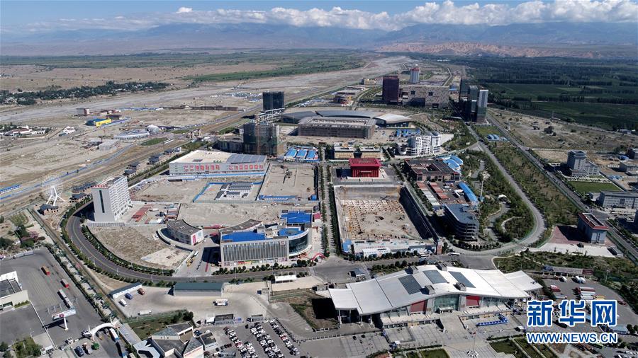 （新華全媒頭條&middot;圖文互動）（5）揮寫中國與世界交融發(fā)展新畫卷&mdash;&mdash;以習近平同志為核心的黨中央引領中國深層次全方位開放紀實