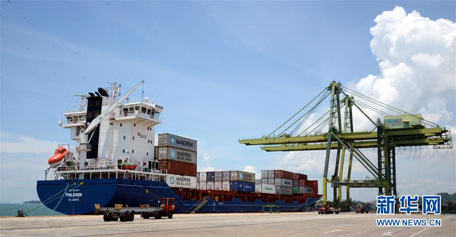 （新華全媒頭條&middot;圖文互動）（6）特稿：深化周邊友好　共促亞太繁榮&mdash;&mdash;寫在習(xí)近平主席出席亞太經(jīng)合組織第二十六次領(lǐng)導(dǎo)人非正式會議，對巴布亞新幾內(nèi)亞、文萊和菲律賓進行國事訪問并在巴新同建交太平洋島國領(lǐng)導(dǎo)人會晤之際