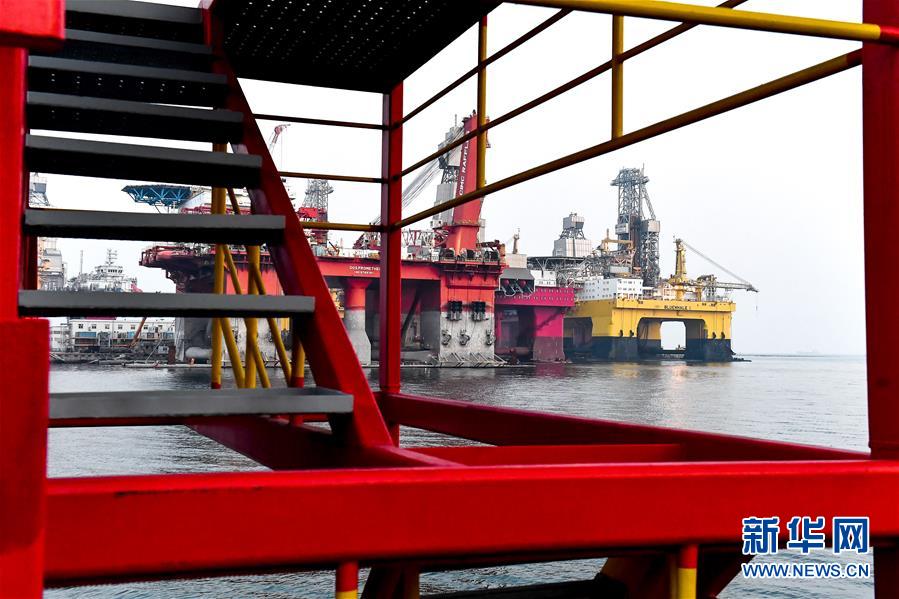 （百城百縣百企調(diào)研行&middot;圖文互動）（9）&ldquo;藍(lán)鯨1號&rdquo;從這里駛出&mdash;&mdash;山東煙臺崛起制造業(yè)高地