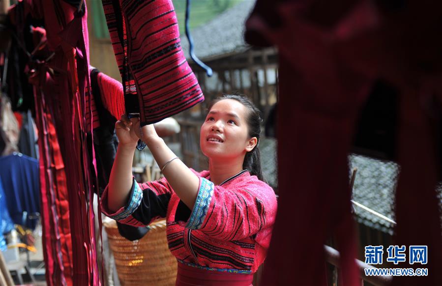 （輝煌60年&middot;壯美新廣西&middot;圖文互動）（8）和睦相處一家親 攜手并進(jìn)謀發(fā)展&mdash;&mdash;廣西民族團(tuán)結(jié)發(fā)展觀察