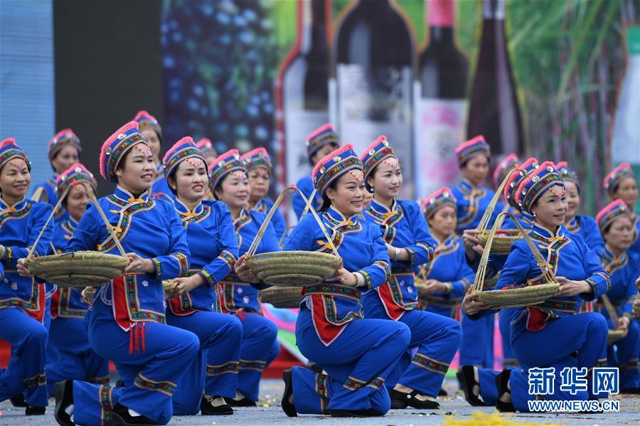 （輝煌60年&middot;壯美新廣西&middot;圖文互動）（9）和睦相處一家親 攜手并進(jìn)謀發(fā)展&mdash;&mdash;廣西民族團(tuán)結(jié)發(fā)展觀察