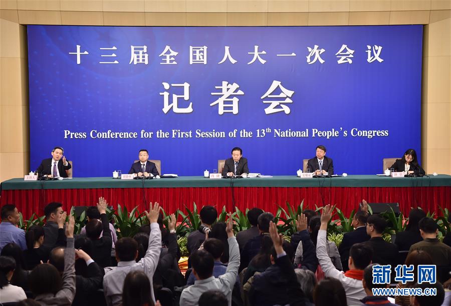 （兩會）（3）財(cái)政部部長肖捷等就&ldquo;財(cái)稅改革和財(cái)政工作&rdquo;答記者問